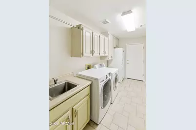 10214 E Coopers Hawk Drive, Sun Lakes, AZ 85248 - Photo 44