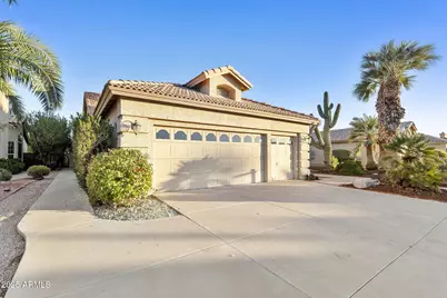 10214 E Coopers Hawk Drive, Sun Lakes, AZ 85248 - Photo 8
