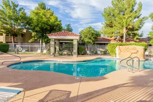 2929 W Yorkshire Dr, Phoenix, AZ 85027 - Photo 14