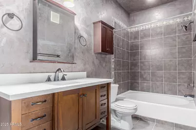 2929 W Yorkshire Drive #1010, Phoenix, AZ 85027 - Photo 8