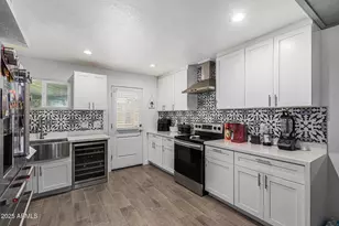 2934 N 22nd Pl, Phoenix, AZ 85016 - Photo 10