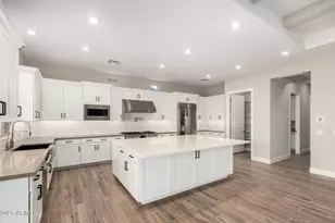 21140 E Diana Way, Queen Creek, AZ 85142 - Photo 14