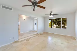 3961 E Becker Ln, Phoenix, AZ 85028 - Photo 10