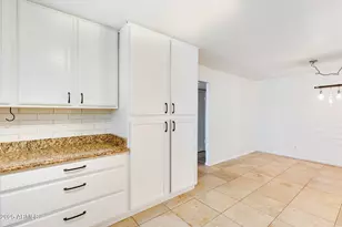 3961 E Becker Ln, Phoenix, AZ 85028 - Photo 18