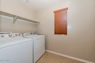 2729 E Dunbar Dr, Phoenix, AZ 85042 - Photo 16