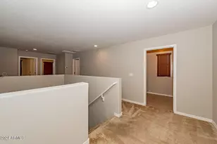 2729 E Dunbar Dr, Phoenix, AZ 85042 - Photo 14