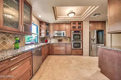 1139 E Coral Gables Drive, Phoenix, AZ 85022 - Photo 36