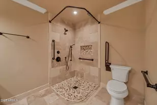 1139 E Coral Gables Dr, Phoenix, AZ 85022 - Photo 22