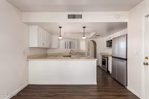 11845 N 40th Pl, Phoenix, AZ 85028 - Photo 12