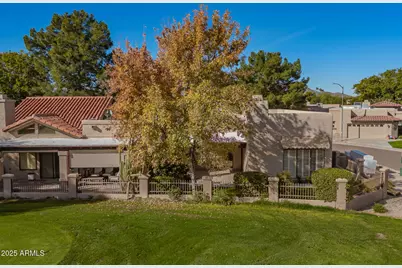 11845 N 40th Place, Phoenix, AZ 85028 - Photo 32