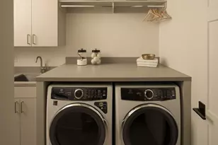 4849 N Camelback Rdg Dr, Scottsdale, AZ 85251 - Photo 22