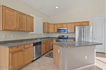 45993 W Keller Drive, Maricopa, AZ 85139 - Photo 12
