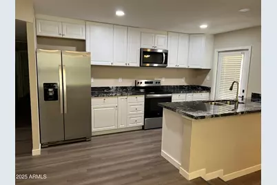 10801 N 43rd Drive, Glendale, AZ 85304 - Photo 12