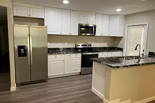 10801 N 43rd Dr, Glendale, AZ 85304 - Photo 12