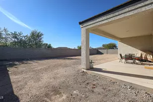 30787 W Earll Dr, Buckeye, AZ 85396 - Photo 34