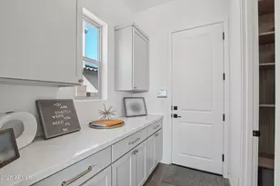 6143 E Waller Ln, Phoenix, AZ 85054 - Photo 16