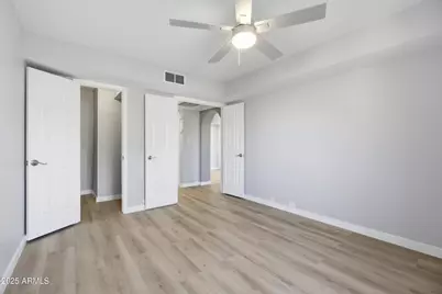 10410 N Cave Creek Road #2027, Phoenix, AZ 85020 - Photo 10