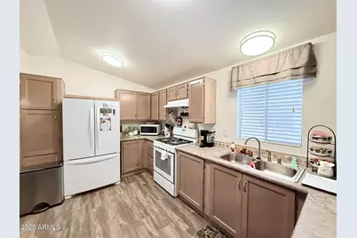 16005 N 32nd Street #9, Phoenix, AZ 85032 - Photo 10