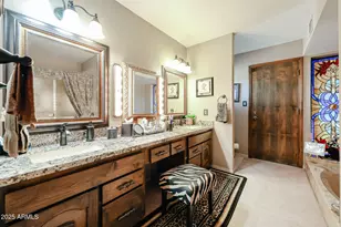 1322 W Aster Dr, Phoenix, AZ 85029 - Photo 6