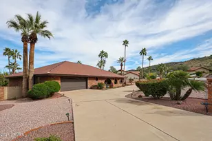 1322 W Aster Dr, Phoenix, AZ 85029 - Photo 1