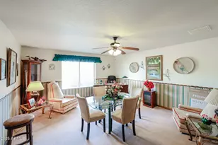 1322 W Aster Dr, Phoenix, AZ 85029 - Photo 8