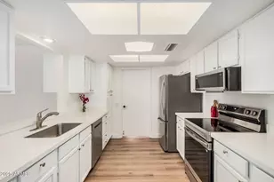 12719 W Crystal Lake Dr, Sun City West, AZ 85375 - Photo 14