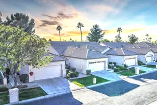 9633 E Holiday Way, Sun Lakes, AZ 85248 - Photo 2