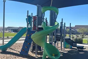 26410 N Thornhill Dr, Peoria, AZ 85383 - Photo 32