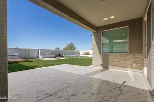 26410 N Thornhill Dr, Peoria, AZ 85383 - Photo 28