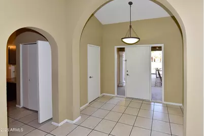 3653 W Saragosa Street, Chandler, AZ 85226 - Photo 8