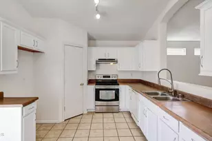 1401 S 107th Dr, Avondale, AZ 85323 - Photo 2