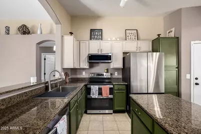 1675 E Robin Lane, Gilbert, AZ 85296 - Photo 10