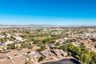 1836 E Desert Ln, Phoenix, AZ 85042 - Photo 52