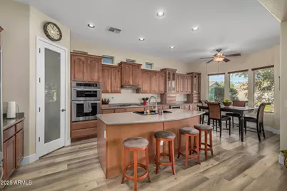 1836 E Desert Lane, Phoenix, AZ 85042 - Photo 18