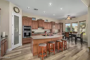 1836 E Desert Ln, Phoenix, AZ 85042 - Photo 18