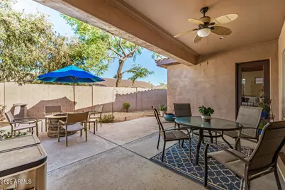 1836 E Desert Lane, Phoenix, AZ 85042 - Photo 38