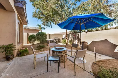 1836 E Desert Lane, Phoenix, AZ 85042 - Photo 40