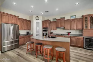 1836 E Desert Ln, Phoenix, AZ 85042 - Photo 20