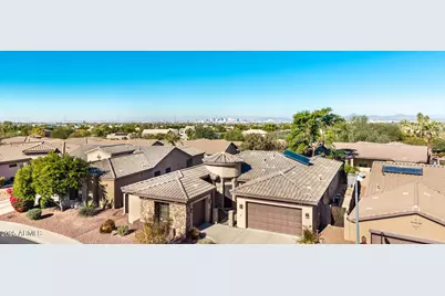 1836 E Desert Lane, Phoenix, AZ 85042 - Photo 64
