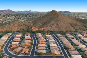 10249 W Hedge Hog Pl, Peoria, AZ 85383 - Photo 2