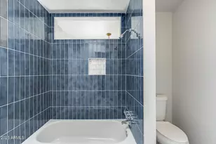 1902 E Linger Ln, Phoenix, AZ 85020 - Photo 24