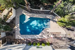 1902 E Linger Ln, Phoenix, AZ 85020 - Photo 32