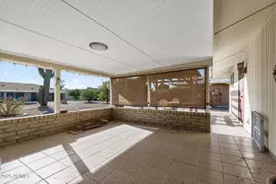 10001 W Burns Dr, Sun City, AZ 85351 - Photo 36