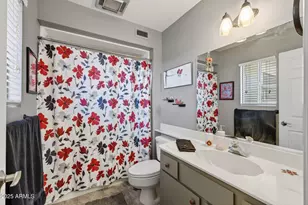 10001 W Burns Dr, Sun City, AZ 85351 - Photo 26