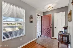 10001 W Burns Dr, Sun City, AZ 85351 - Photo 8