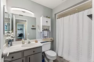 10001 W Burns Dr, Sun City, AZ 85351 - Photo 32