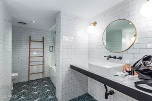 3263 E Camelback Rd, Phoenix, AZ 85018 - Photo 24