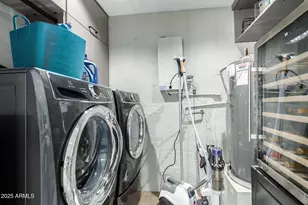 3263 E Camelback Rd, Phoenix, AZ 85018 - Photo 32