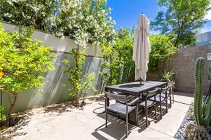 3263 E Camelback Rd, Phoenix, AZ 85018 - Photo 34