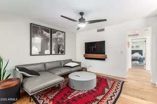 3263 E Camelback Rd, Phoenix, AZ 85018 - Photo 14